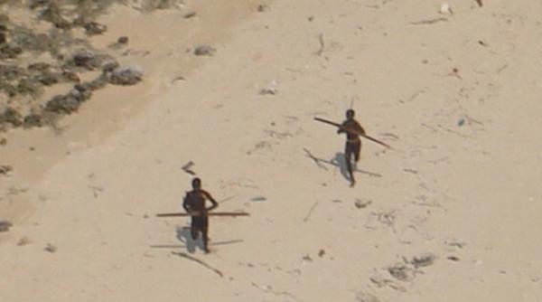 un trib pre neolitic a ucis doi pescari care s au aventurat prea aproape de insula lor