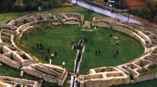 the guardian a realizat topul destinatiilor turistice romanesti ulpia traiana sarmizegetusa sibiu sighisoara