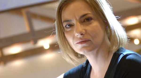 azi e ziua ta denisa comanescu