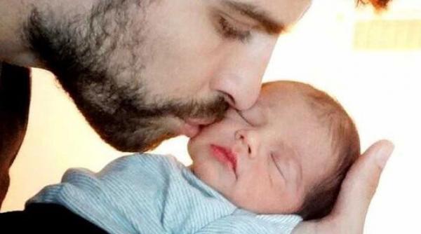 prima fotografie cu cei doi ingeri ai mei shakira a publicat imaginea bebelusului milan