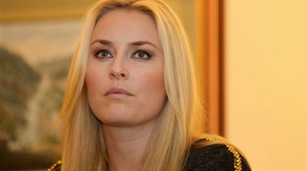 grav accident suferit de cea mai valoroasa schioare a momentului americanca lindsay vonn si a rupt genunchiul video