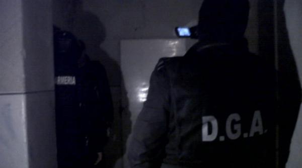 diplome false eliberate de universitatea de vest vasile goldis vezi cat costa un astfel de act