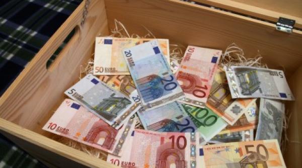 nu ai destui bani cum trebuie sa gandesti despre bani ca sa vina la tine