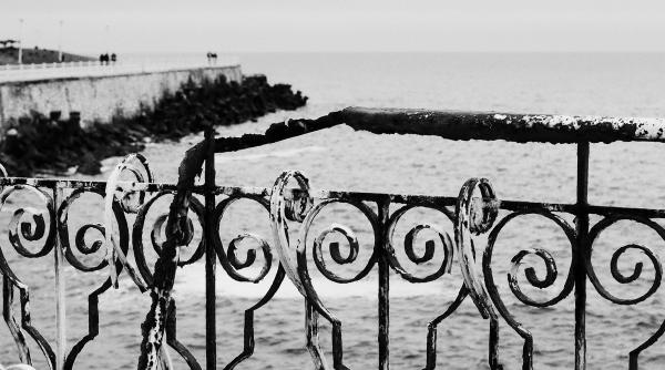 fotografie de jurnal litoralul marii negre pe timp de iarna