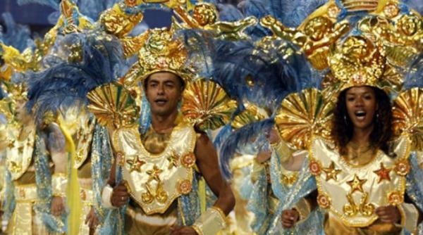 carnavalul din sao paulo a inceput cu un omagiu adus divei samba cantareata beth carvalho