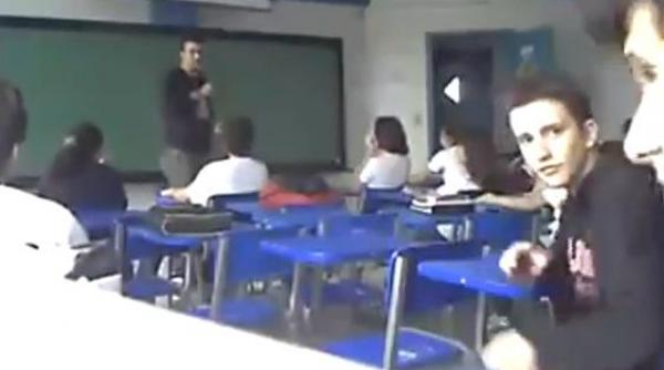 sieg heil hitler salut nazist scoala