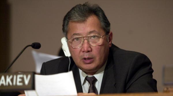 kyrgyzstan fostul presedinte bakiev condamnat in contumacie la 24 de ani de inchisoare