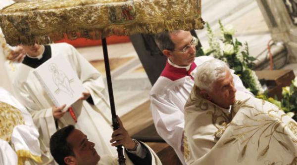 nostradamus si sfantul malachia au vazut in benedict al xvi lea ultimul papa adevarat