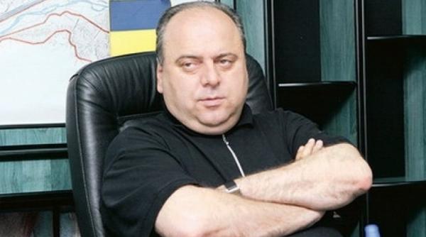 pinalti suspect de cancer primarul orasului piatra neamt va fi operat azi la o clinica privata din bucuresti