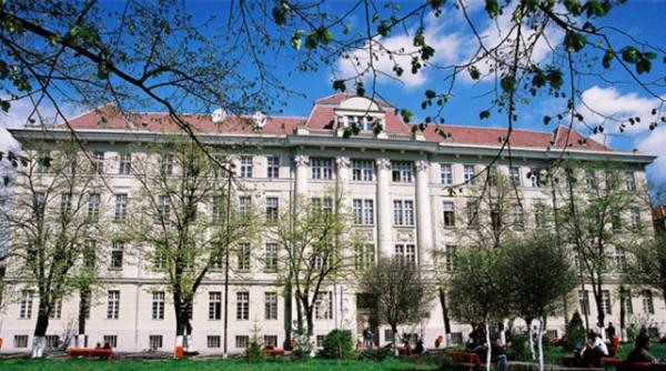 un nou scandal la universitatea de medicina din timi oara oamenii fostului rector cer bani i foloase necuvenite