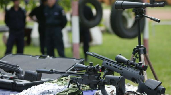 criza a afectat si producatorii mondiali de armament