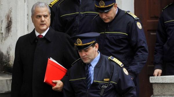 adrian nastase a platit prejudiciul din dosarul trofeul calitatii