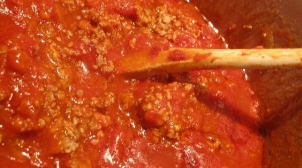 bulgaria confirma prezenta carnii de cal nedeclarate in lasagna boloneza