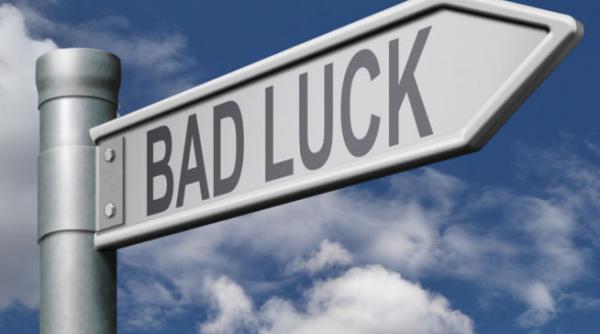 loviti de fulger meteorit sau bomba atomica vezi care sunt cei mai norocosi ghinionisti oameni ai planetei video