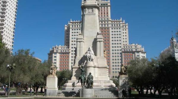 monumentul lui cervantes