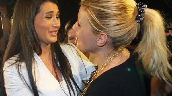 de ce o sus ine eba pe udrea