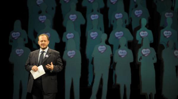 florea i as ceda lui papahagi functia de prim vicepresedinte pdl e un om care respira pentru dreapta