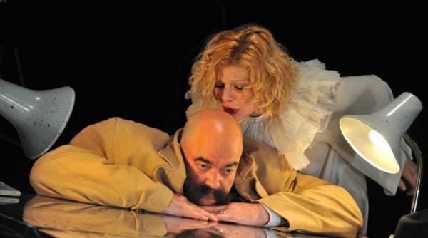 lulu pleaca la tokyo