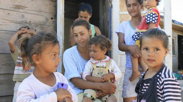 copii romani cei mai expusi din europa privatiunilor materiale