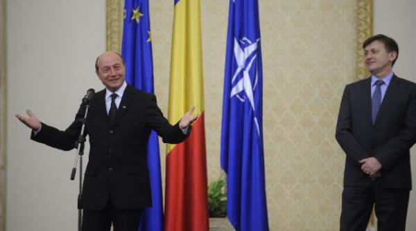 crin antonescu domnul basescu trebuie tratat cu tot calmul si nu mai mult decat inseamna