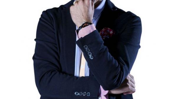 dan negru amenintat de breasla magicienilor