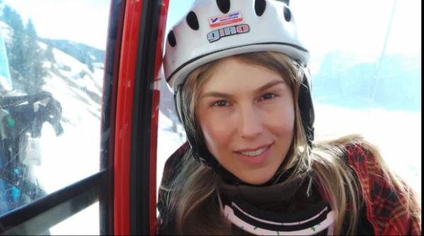 cum arata vedetele noastre fara machiaj astazi corina