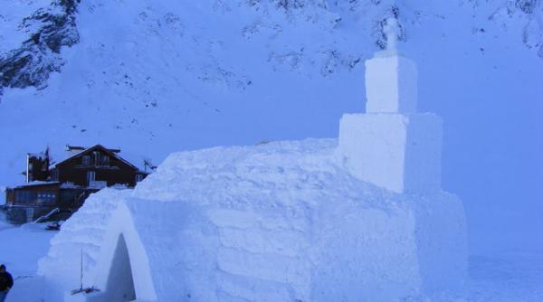preotii care mai oficiaza nunti si botezuri la biserica de gheata de balea lac risca pedepse administrative