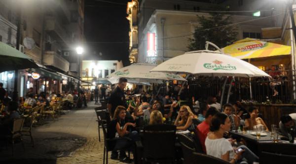 terasele din centrul istoric se vor inchide la ora 4 nuntile si botezurile au fost interzise