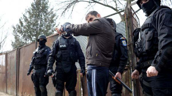 retea bani falsi perchezitie dolj