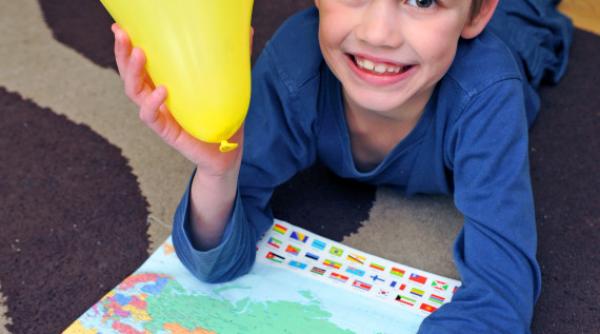 un balon jucarie lansat din anglia a strabatut peste 17 000 de kilometri ajungand in australia