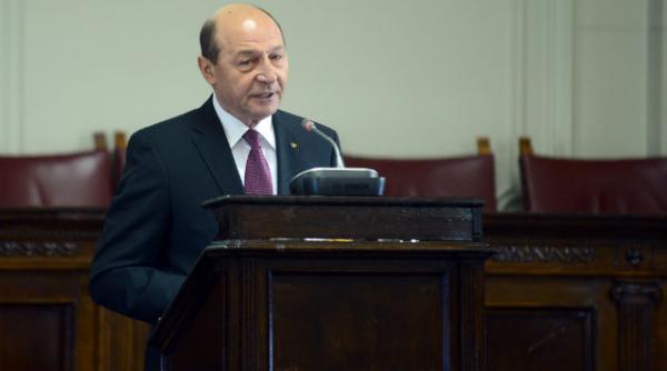 basescu reexaminare lege pensii contributii sanatate