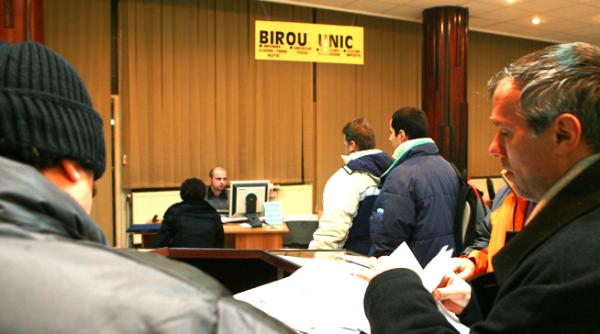 in sectoarele 1 si 3 casieriile directiei generale de impozite si taxe locale vor avea program prelungit