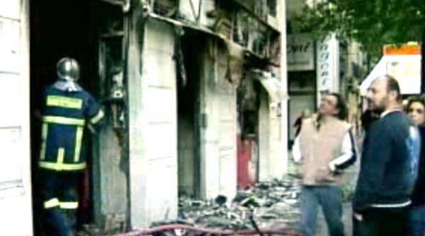 mai multe explozii au vizat birourile unor oficiali la salonic