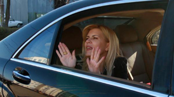 elena udrea implicata intr un accident rutier in timpul deplasarii spre oradea