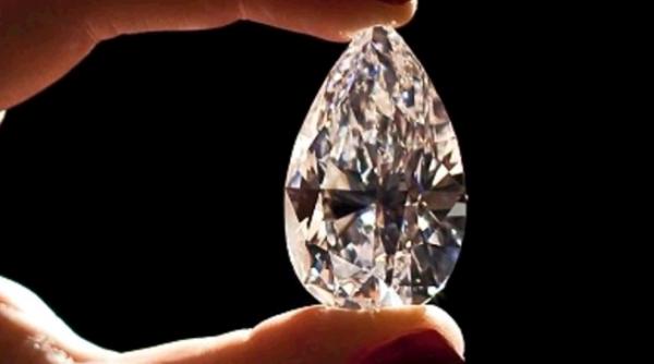 un diamant de 101 73 carate va fi scos la licitatie