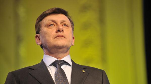 crin antonescu eliberare nastase