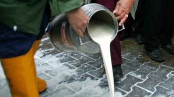 danone retrage lapte aflatoxina