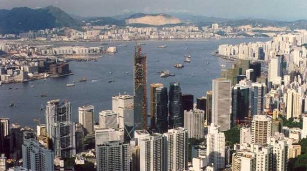 nomura china prezinta simptomele unei crize financiare de proportii se adeveresc profetiile lui roubini