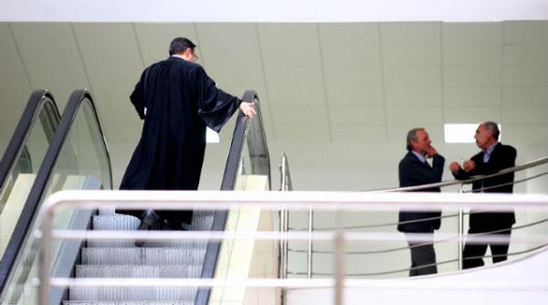 viorica dinu antonela costache interceptate lifturi tribunalul bucuresti