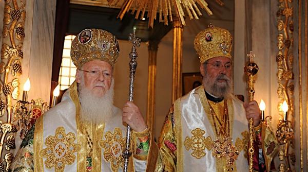 parlamentul cipriot a respins taxa pe depozitele bancare ceruta de ue ca plan b biserica cipriota a decis sa i puna averea la dispozi ia statului