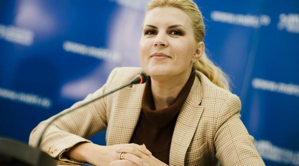 udrea isi face partid miscarea populara