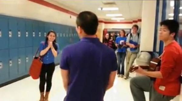 viral metoda inedita prin care un tanar isi invita fata visurilor sale la bal am vrut ca totul sa fie special