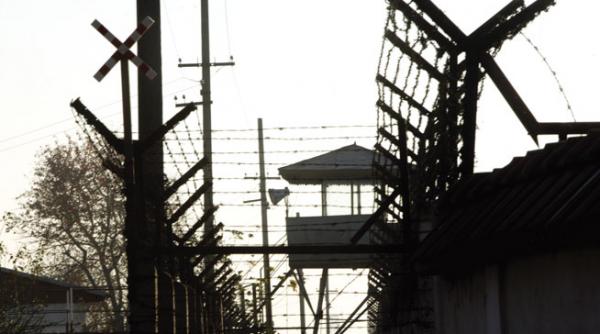 hotii au furat gardul puscariei pelendava