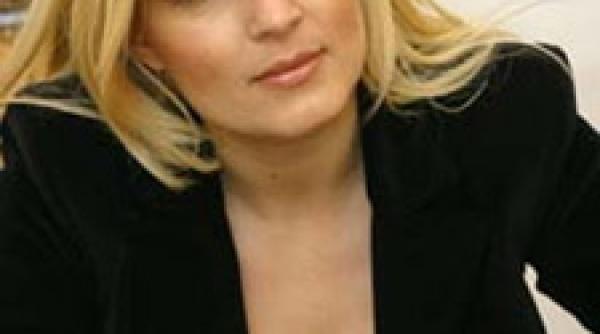 lovitura sustinatorii elenei udrea cer reorganizarea conventiei pdl i au depus o noua contestatie la alegerile pentru presedintia pdl