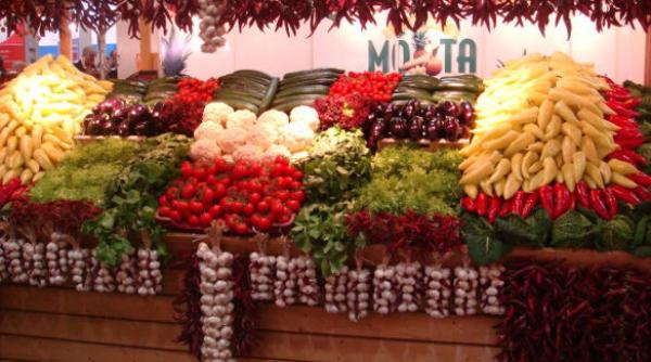 ministrul agriculturii estimeaza la 400 600 de milioane de euro evaziunea din doua sectoare agricole carne si legume fructe