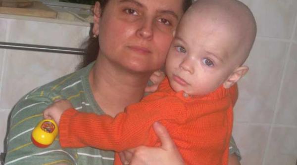 impreuna salvam vieti mina alexandru ionescu 2 ani copilasul cu un cancer renal salvat in campania vreau sa ajut