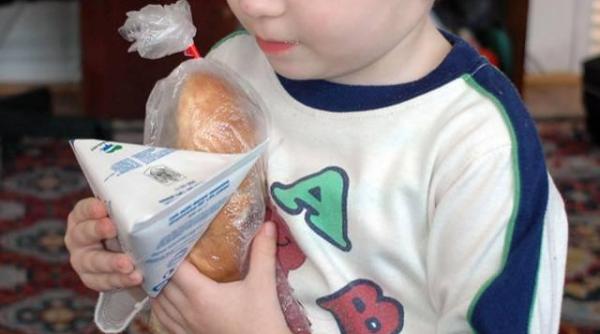 6 sfaturi daca ai un copil mofturos la mancare