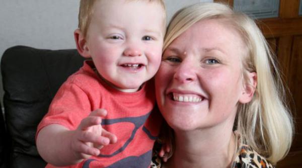 a vazut cum ochiul copilului straluceste ca al unei pisici a avut un soc cand a aflat cauza