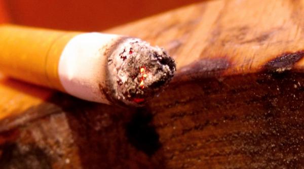 fumatorii vor scoate mai multi bani din buzunar pentru tigari incepand de azi