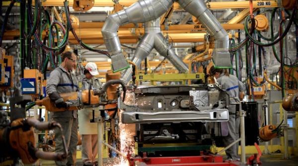 dacia lider vanzari franta